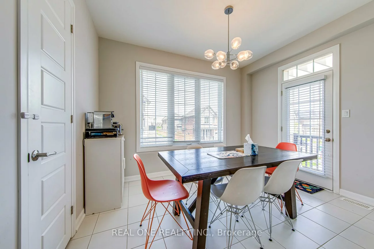 1402, Lakeport, 1010 - JM Joshua Meadows, Oakville