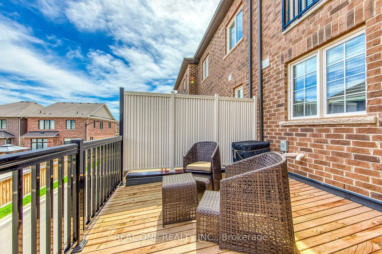 1402, Lakeport, 1010 - JM Joshua Meadows, Oakville
