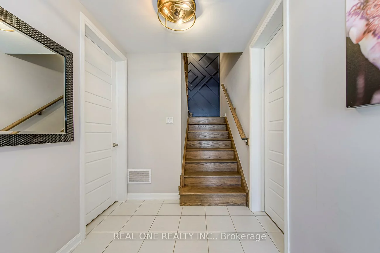 1402, Lakeport, 1010 - JM Joshua Meadows, Oakville