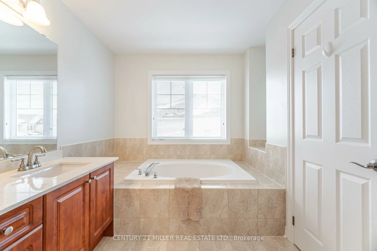2025, Trawden, 1000 - BC Bronte Creek, Oakville