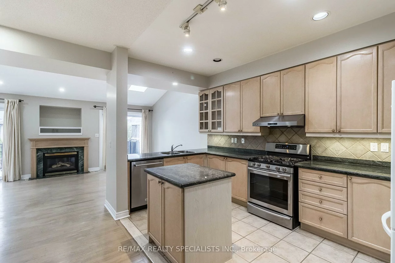 2115, Pinevalley, 1009 - JC Joshua Creek, Oakville