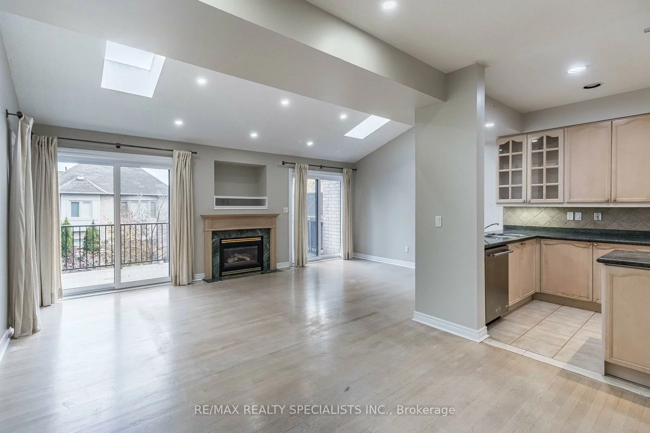 2115, Pinevalley, 1009 - JC Joshua Creek, Oakville