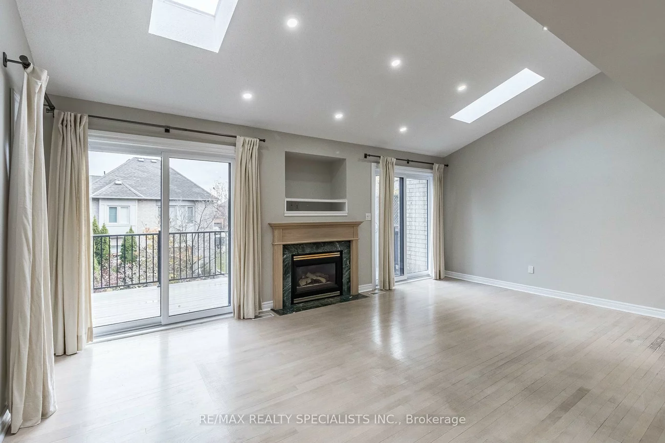 2115, Pinevalley, 1009 - JC Joshua Creek, Oakville