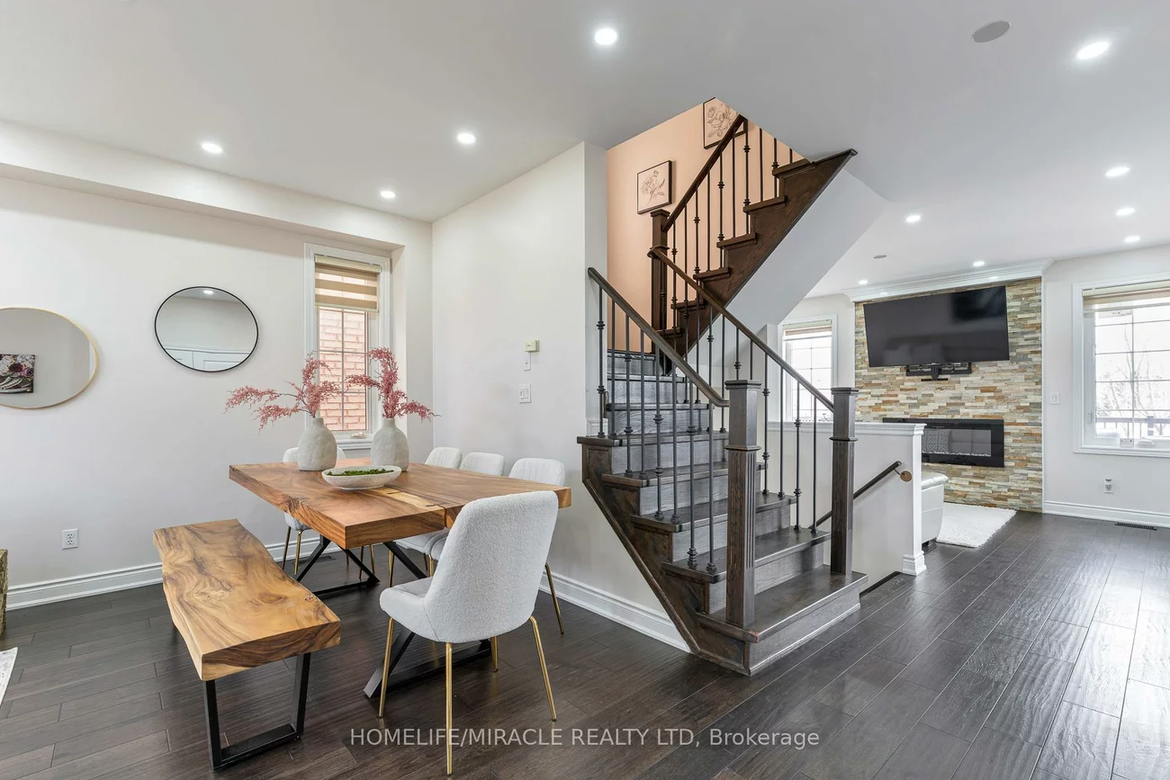 2343, Falling Green, 1019 - WM Westmount, Oakville