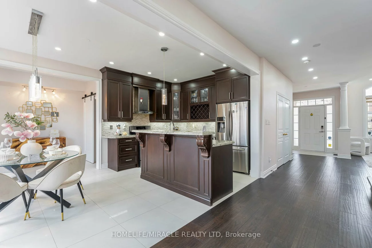 2343, Falling Green, 1019 - WM Westmount, Oakville