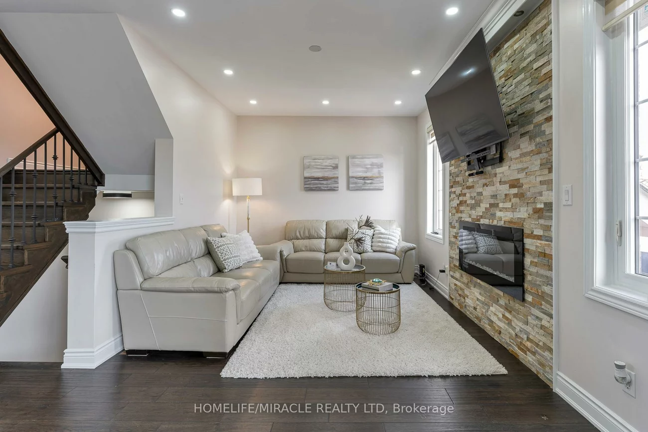 2343, Falling Green, 1019 - WM Westmount, Oakville