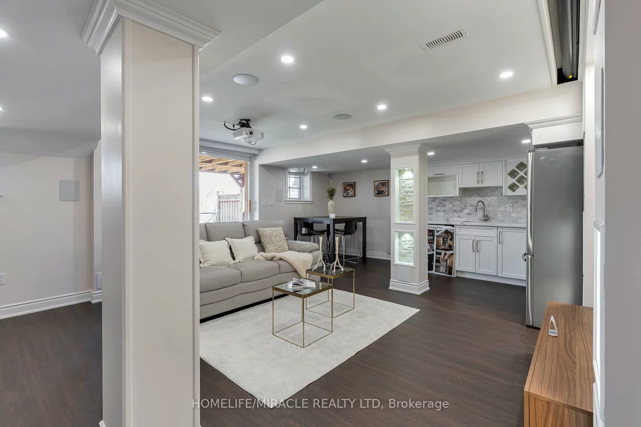 2343, Falling Green, 1019 - WM Westmount, Oakville