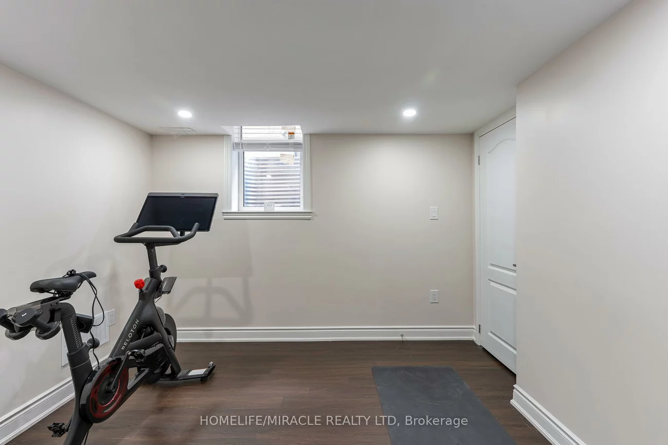 2343, Falling Green, 1019 - WM Westmount, Oakville