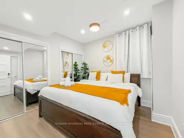 1328, Aymond, 1010 - JM Joshua Meadows, Oakville