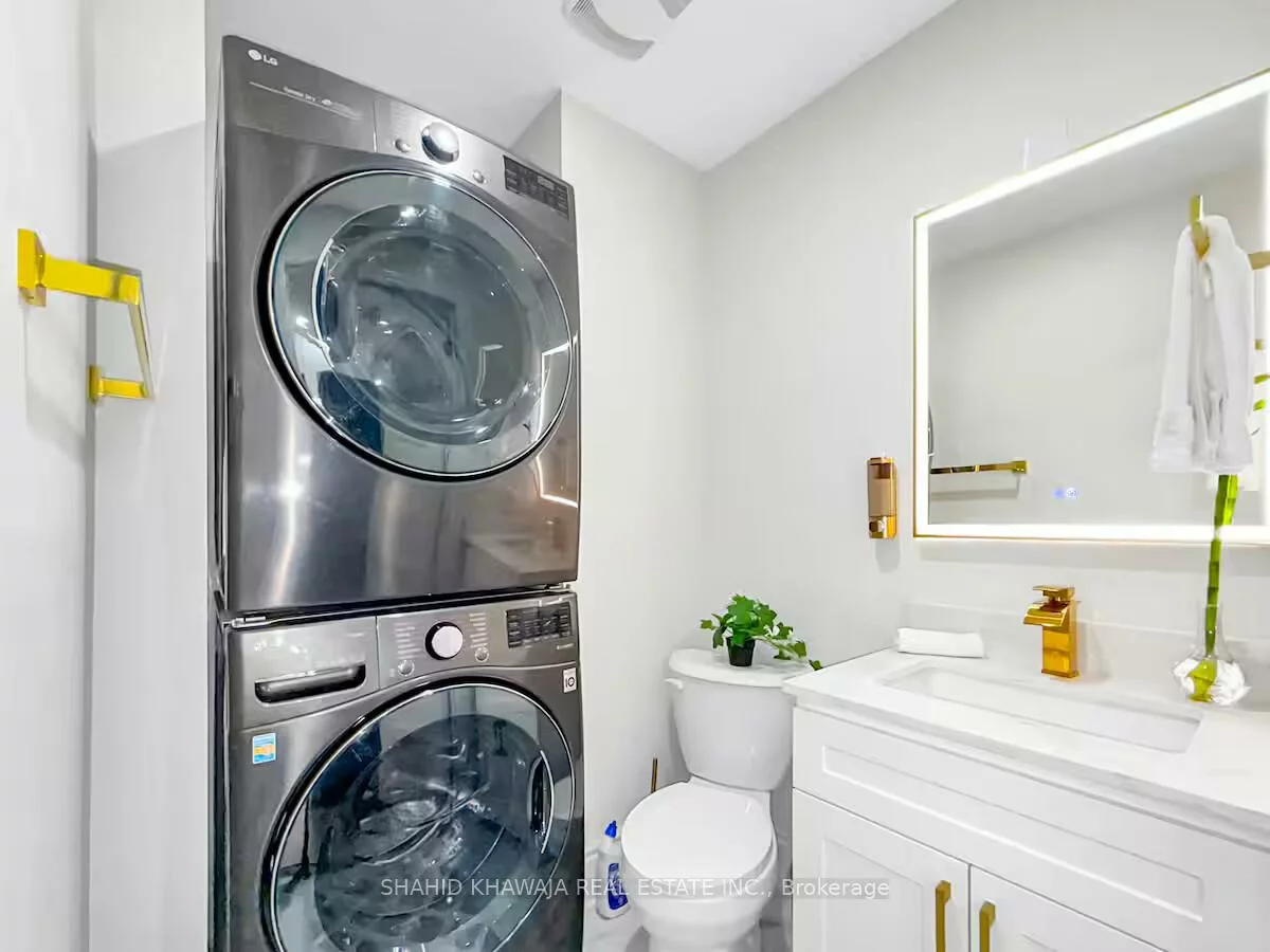 1328, Aymond, 1010 - JM Joshua Meadows, Oakville