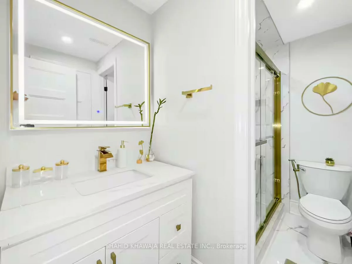 1328, Aymond, 1010 - JM Joshua Meadows, Oakville