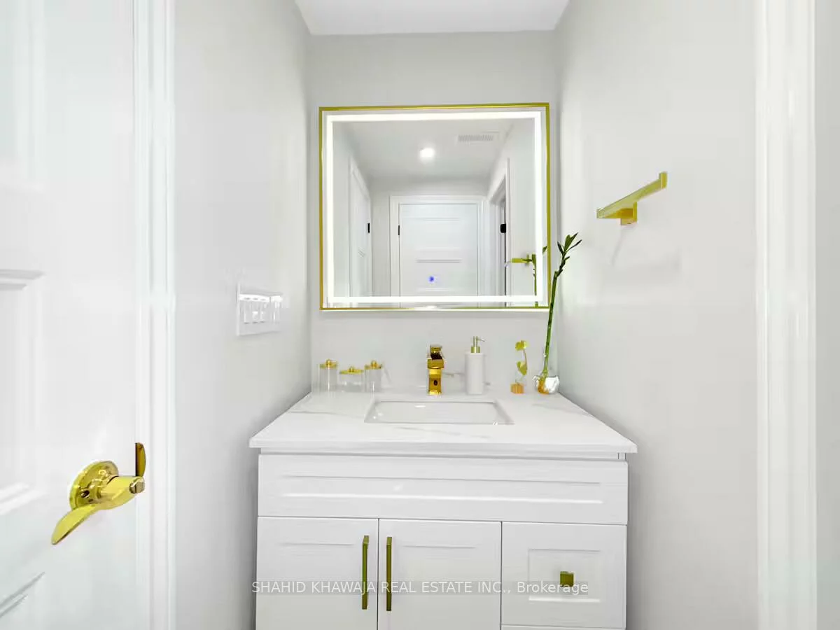1328, Aymond, 1010 - JM Joshua Meadows, Oakville