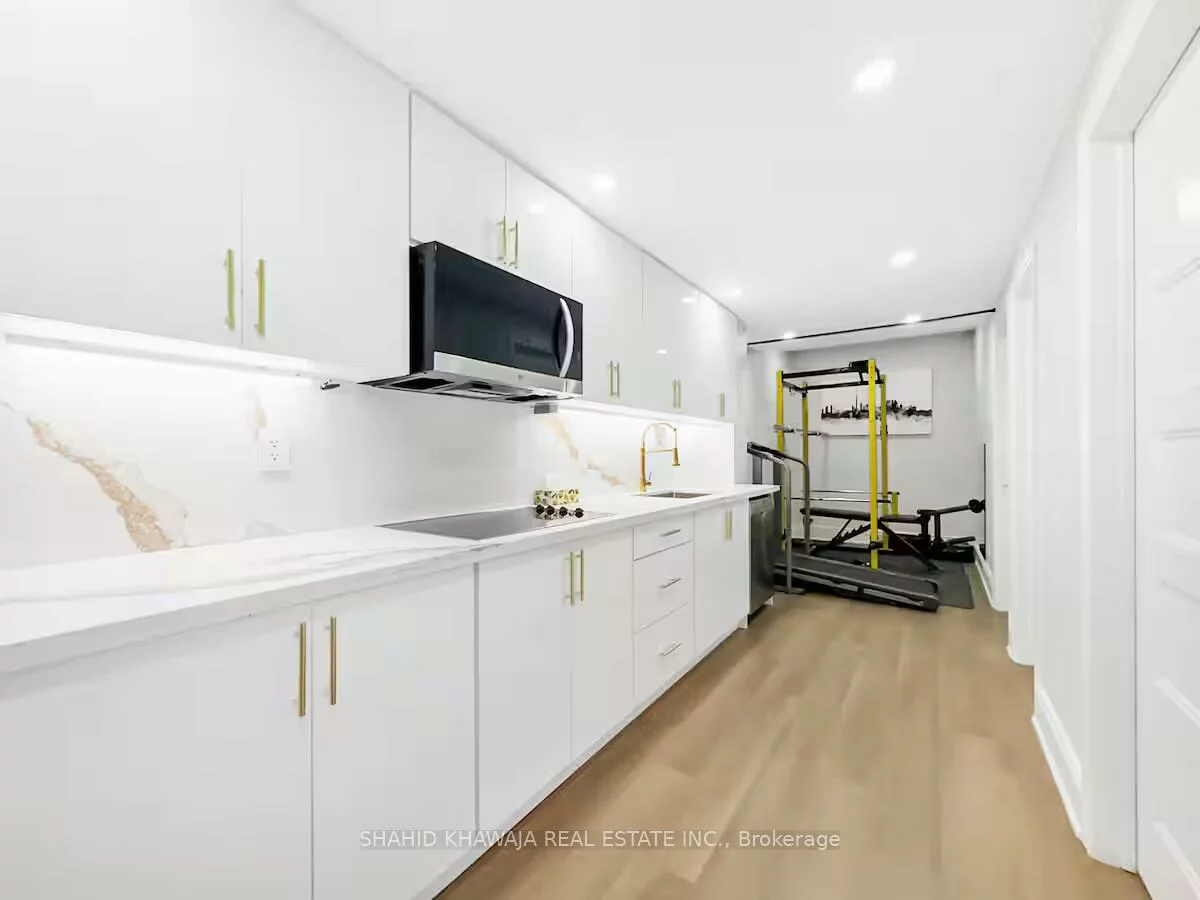 1328, Aymond, 1010 - JM Joshua Meadows, Oakville