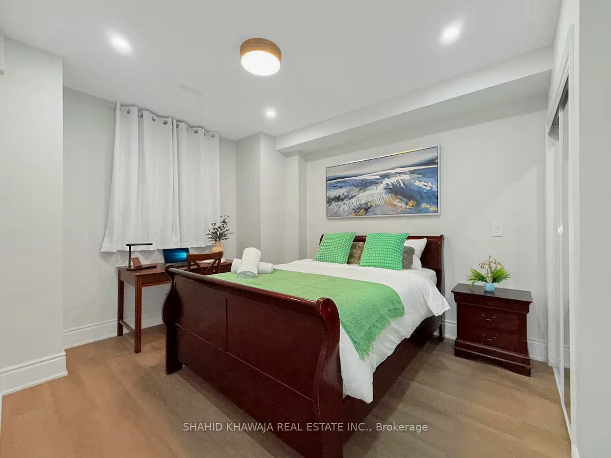1328, Aymond, 1010 - JM Joshua Meadows, Oakville