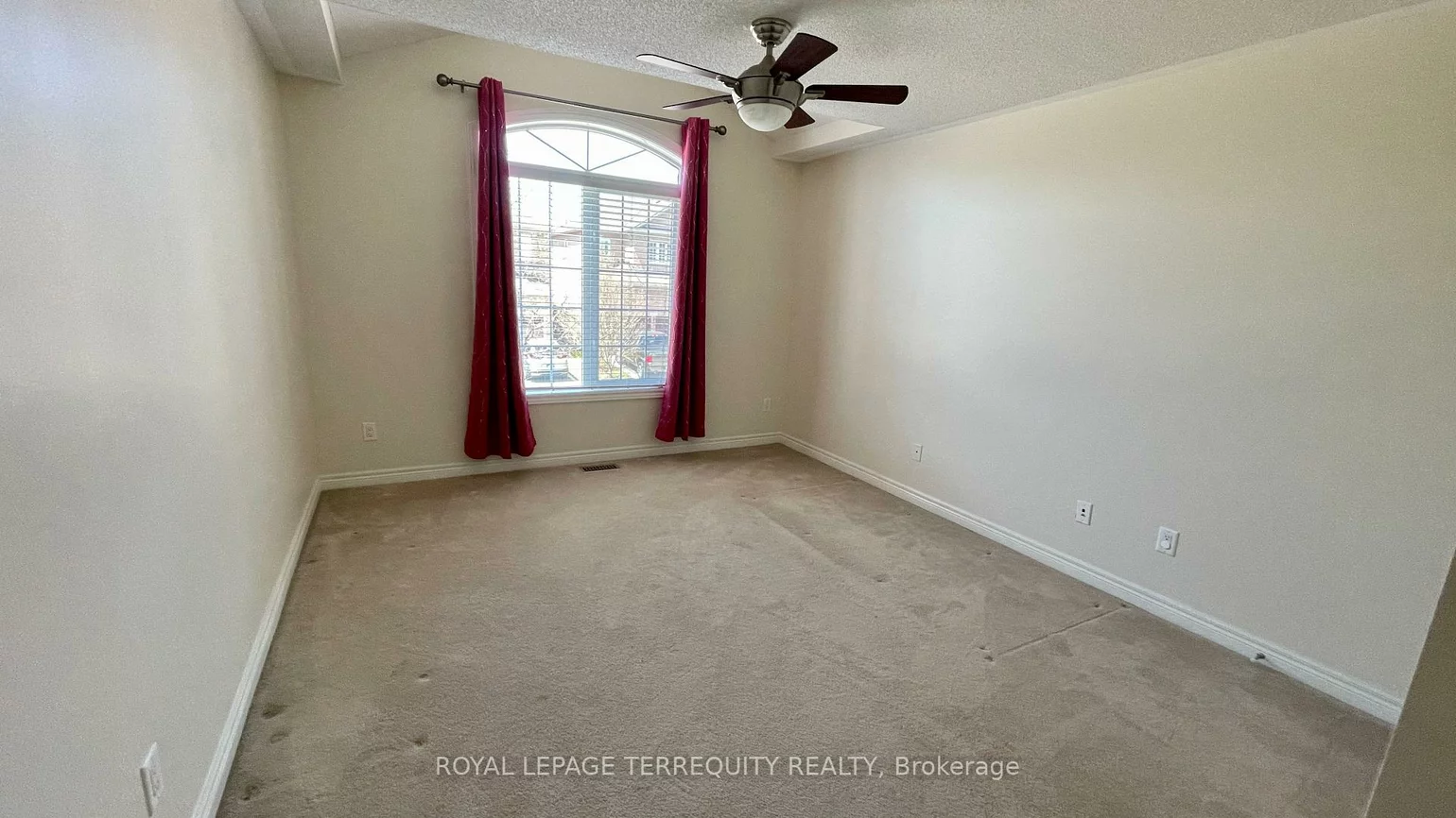 2114, Helmsley, 1019 - WM Westmount, Oakville