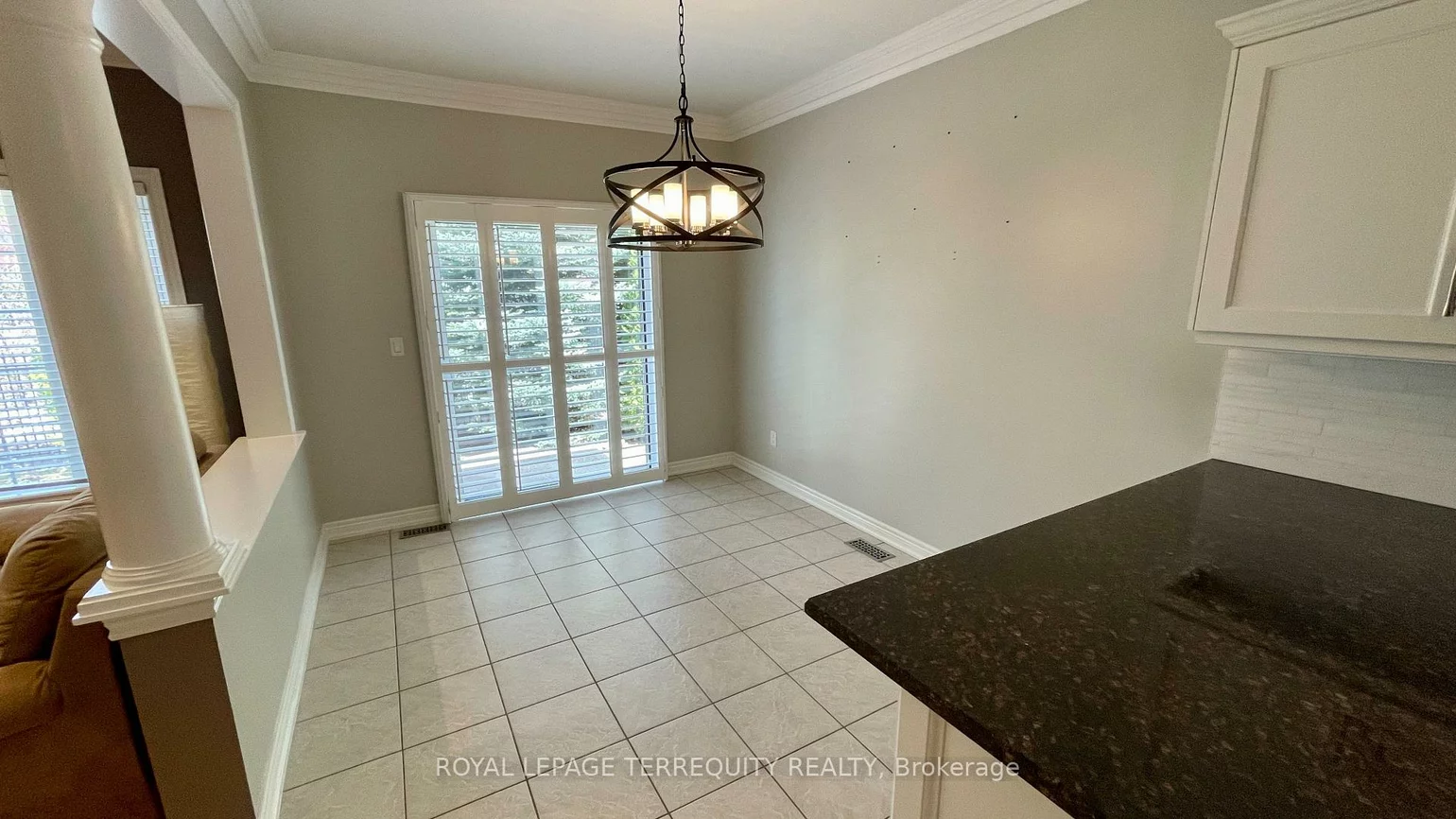 2114, Helmsley, 1019 - WM Westmount, Oakville