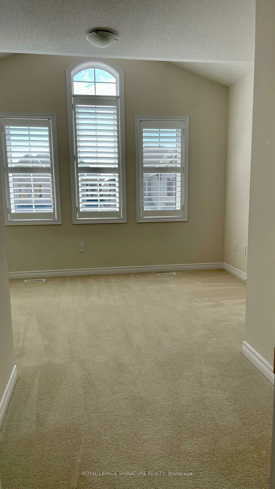 343, North Park, 1008 - GO Glenorchy, Oakville