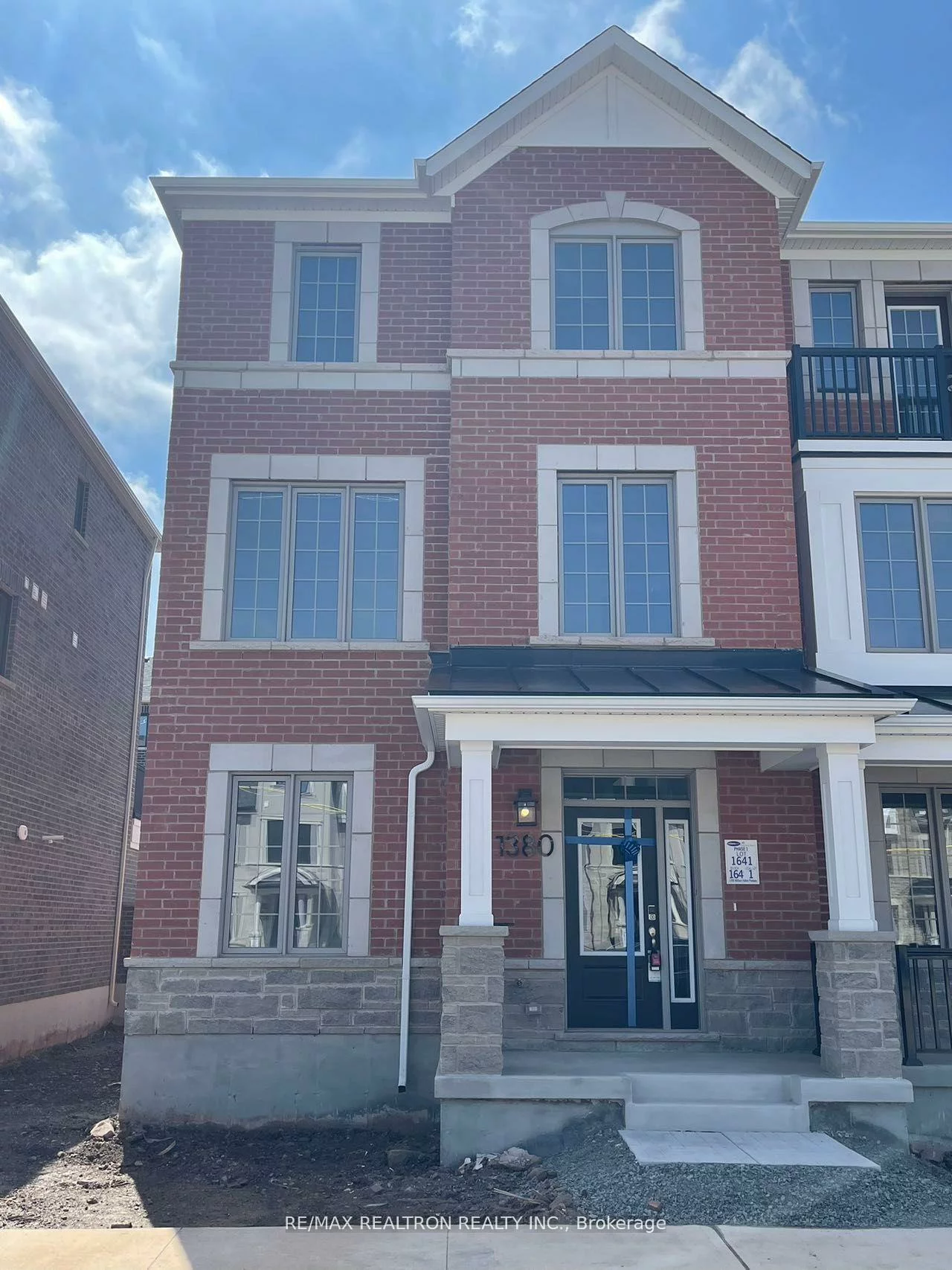 1380, William Halton, 1012 - NW Northwest, Oakville