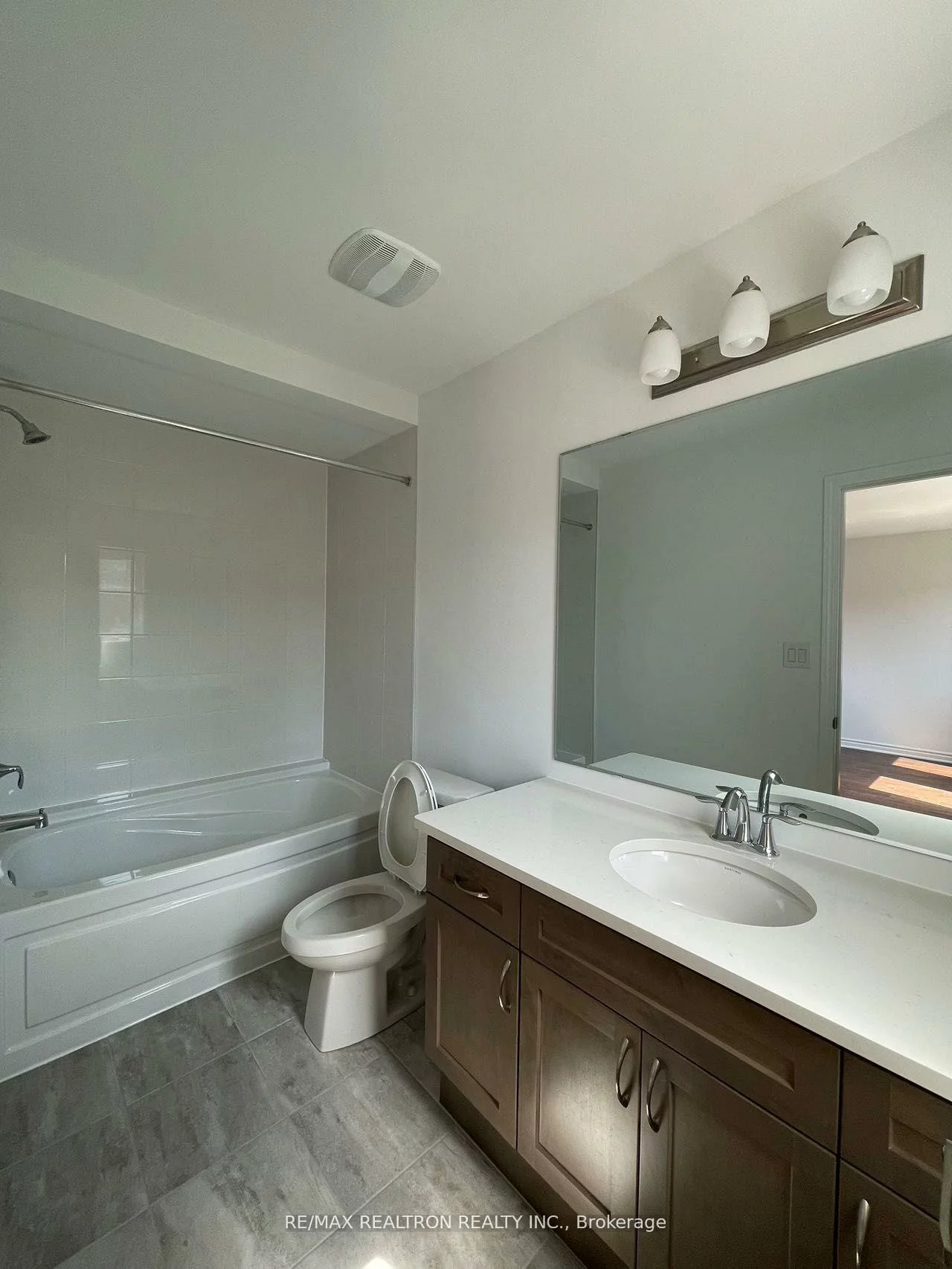 1380, William Halton, 1012 - NW Northwest, Oakville