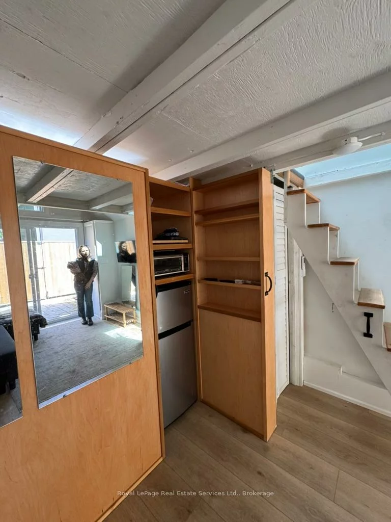 40, Bond, 1002 - CO Central, Oakville
