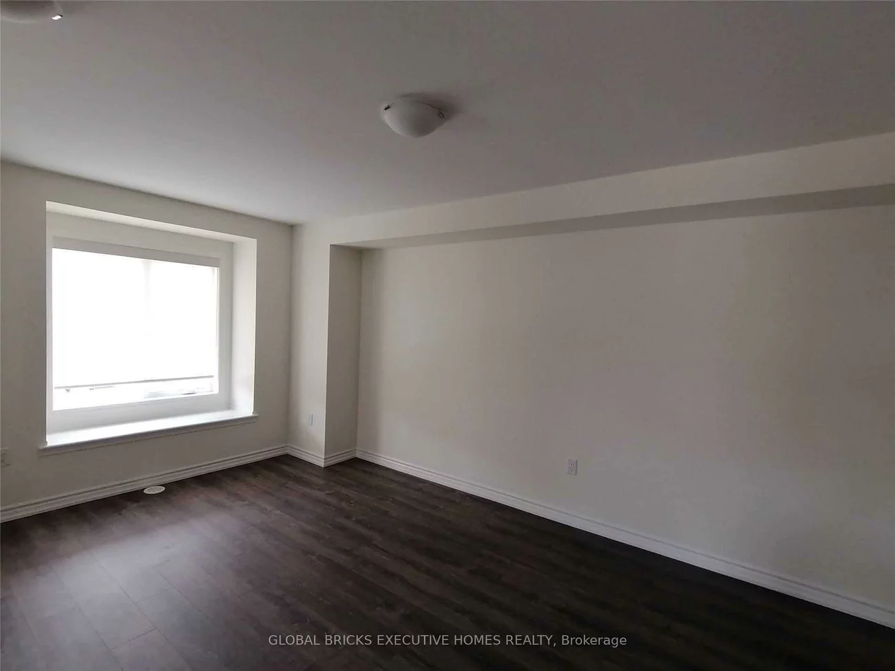 3461, Vernon Powell, 1008 - GO Glenorchy, Oakville