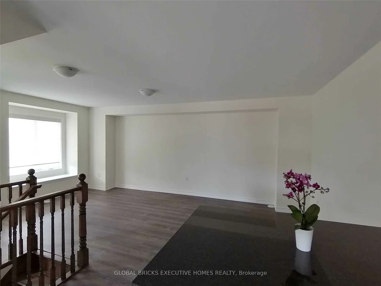 3461, Vernon Powell, 1008 - GO Glenorchy, Oakville