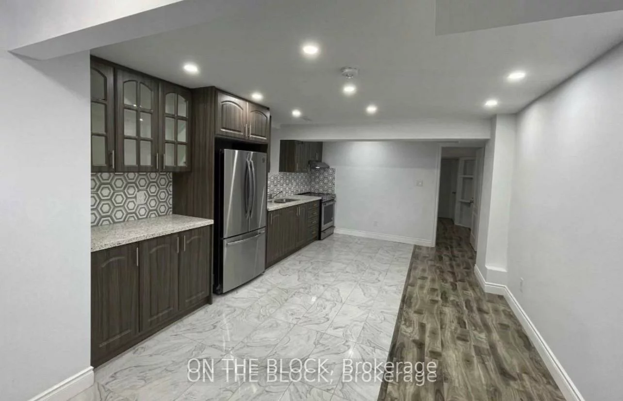 362, North Park Blvd, 1008 - GO Glenorchy, Oakville