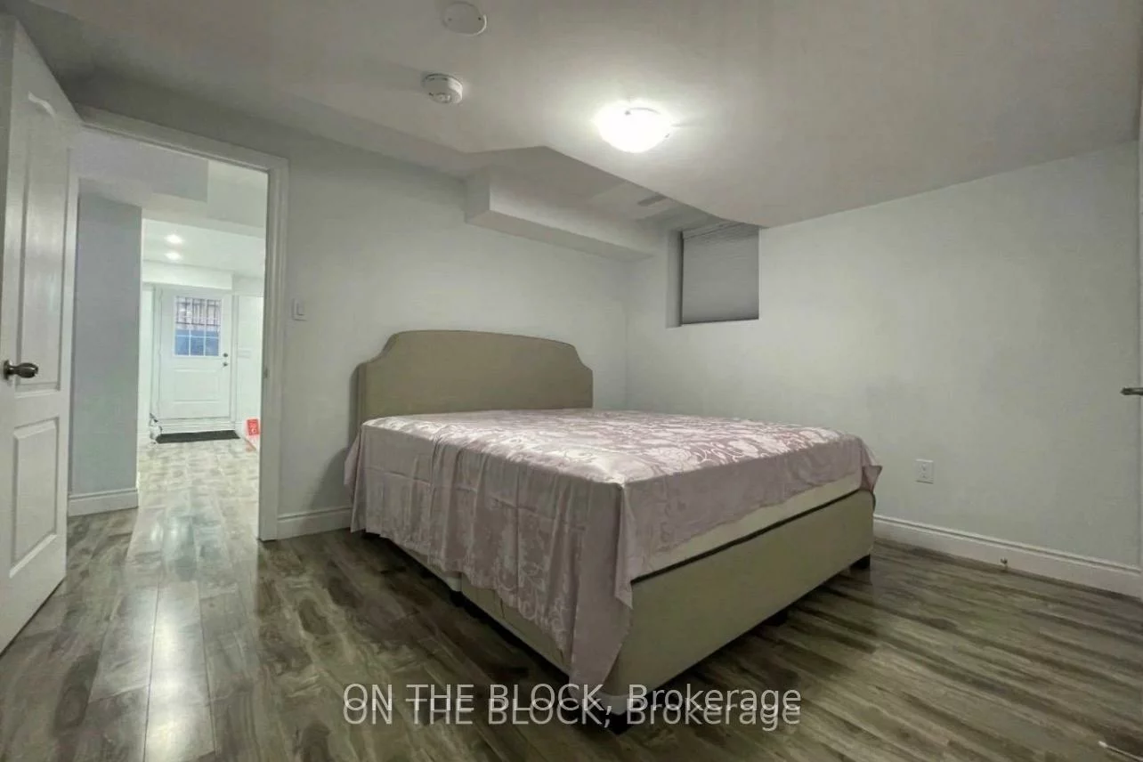 362, North Park Blvd, 1008 - GO Glenorchy, Oakville