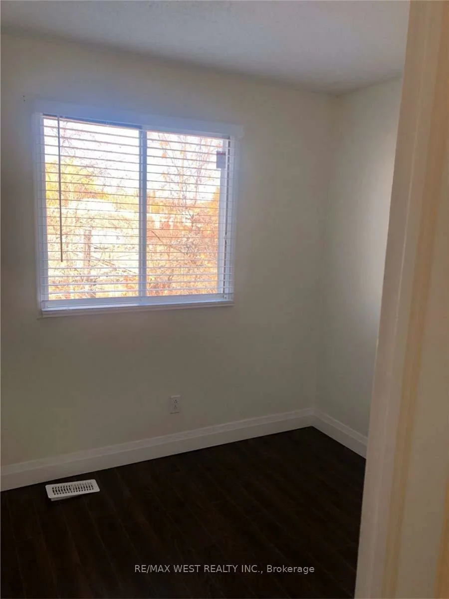 2295, Marine, 1001 - BR Bronte, Oakville