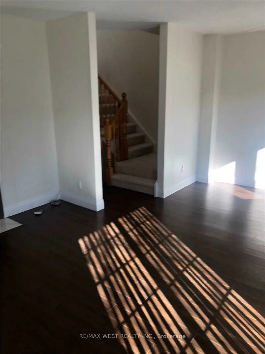 2295, Marine, 1001 - BR Bronte, Oakville