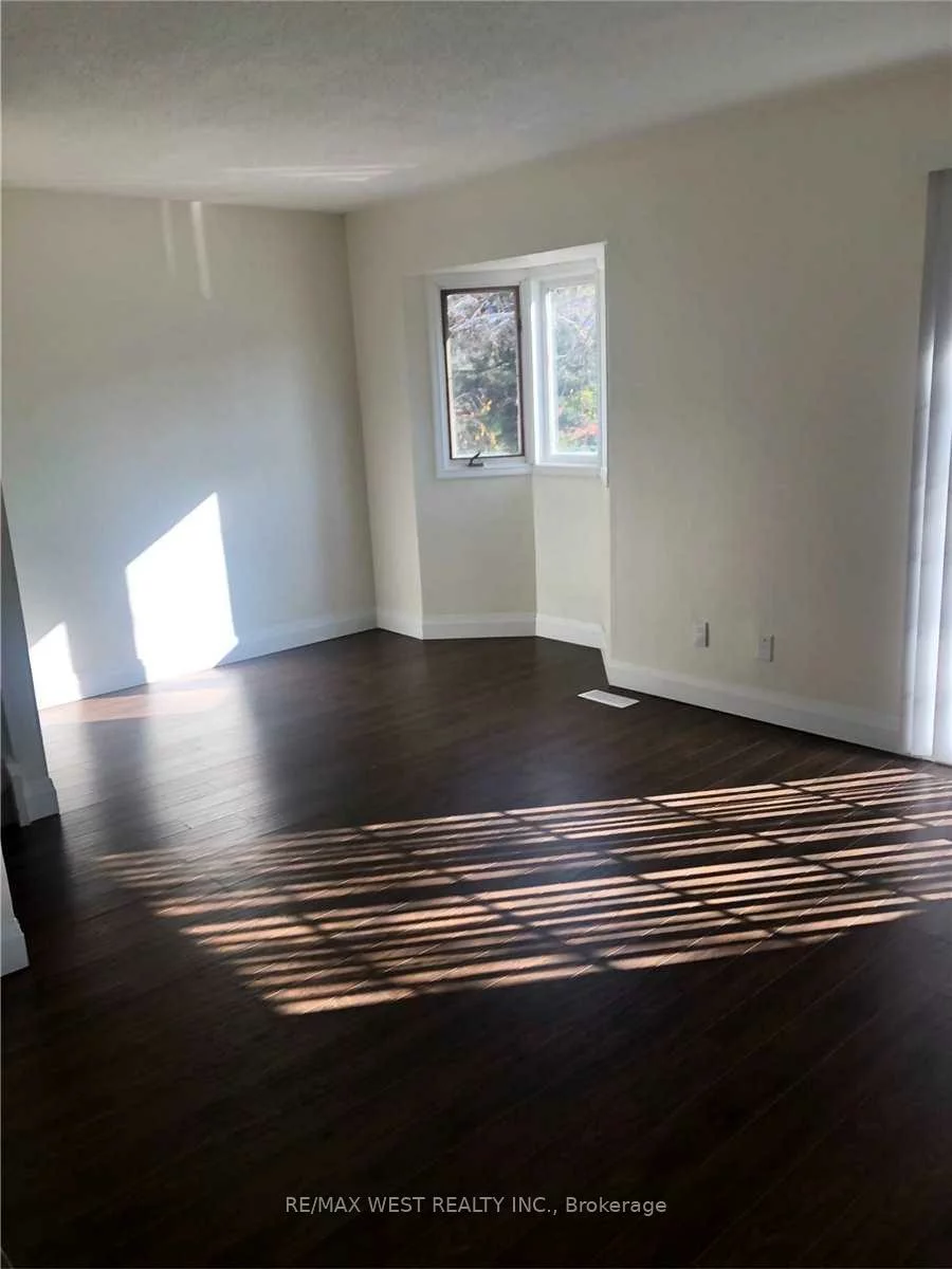 2295, Marine, 1001 - BR Bronte, Oakville