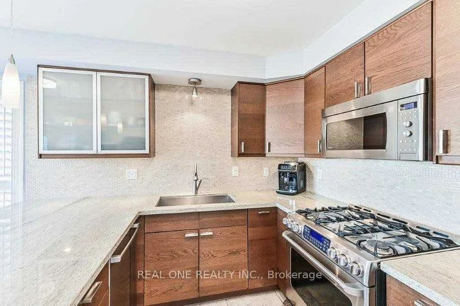 2380, Guildstone, 1022 - WT West Oak Trails, Oakville