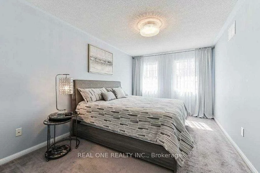 2380, Guildstone, 1022 - WT West Oak Trails, Oakville