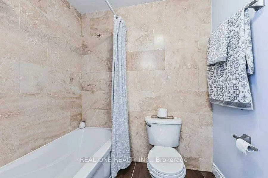 2380, Guildstone, 1022 - WT West Oak Trails, Oakville