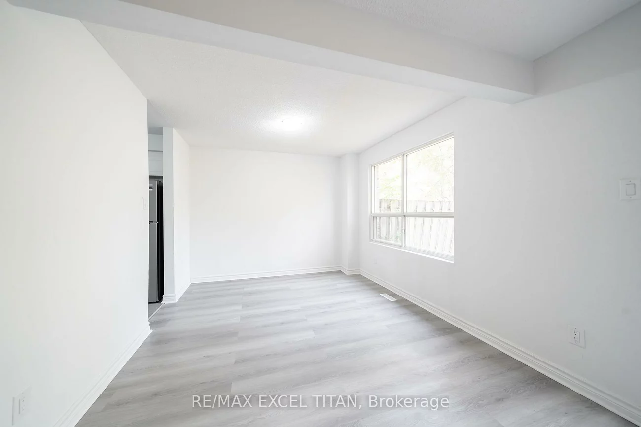 1285, White Oaks, 1005 - FA Falgarwood, Oakville