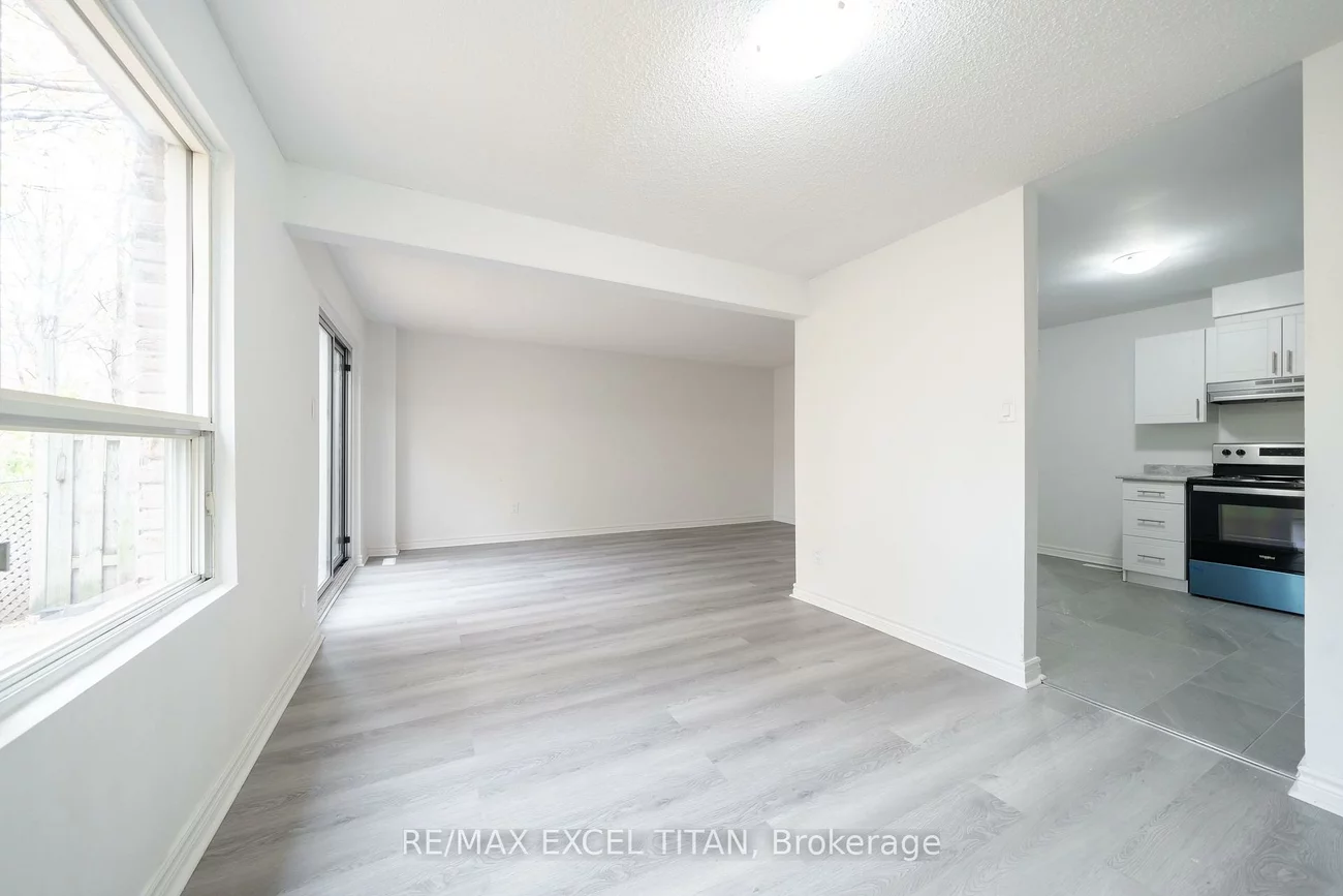 1285, White Oaks, 1005 - FA Falgarwood, Oakville