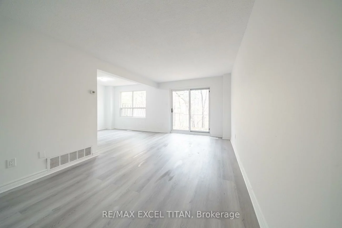 1285, White Oaks, 1005 - FA Falgarwood, Oakville