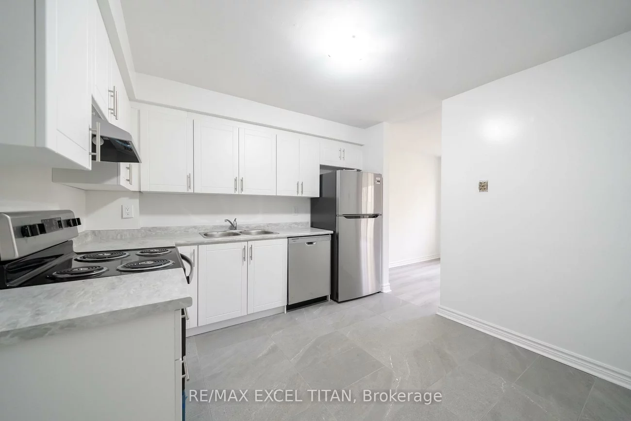 1285, White Oaks, 1005 - FA Falgarwood, Oakville
