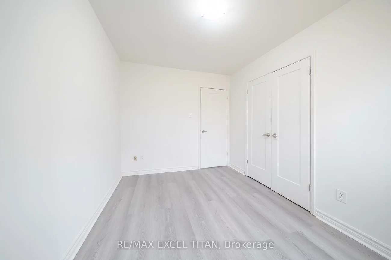 1285, White Oaks, 1005 - FA Falgarwood, Oakville