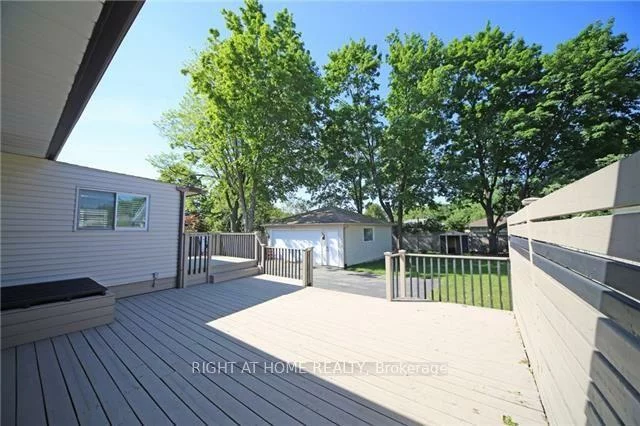 580, Taplow, 1020 - WO West, Oakville