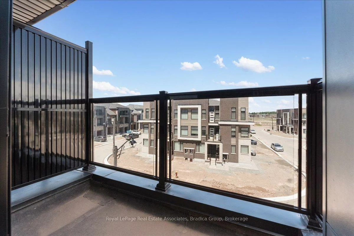 1272, Anthonia, 1010 - JM Joshua Meadows, Oakville