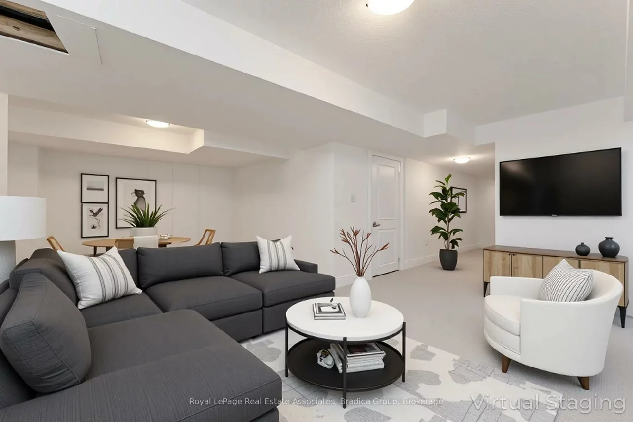 1272, Anthonia, 1010 - JM Joshua Meadows, Oakville