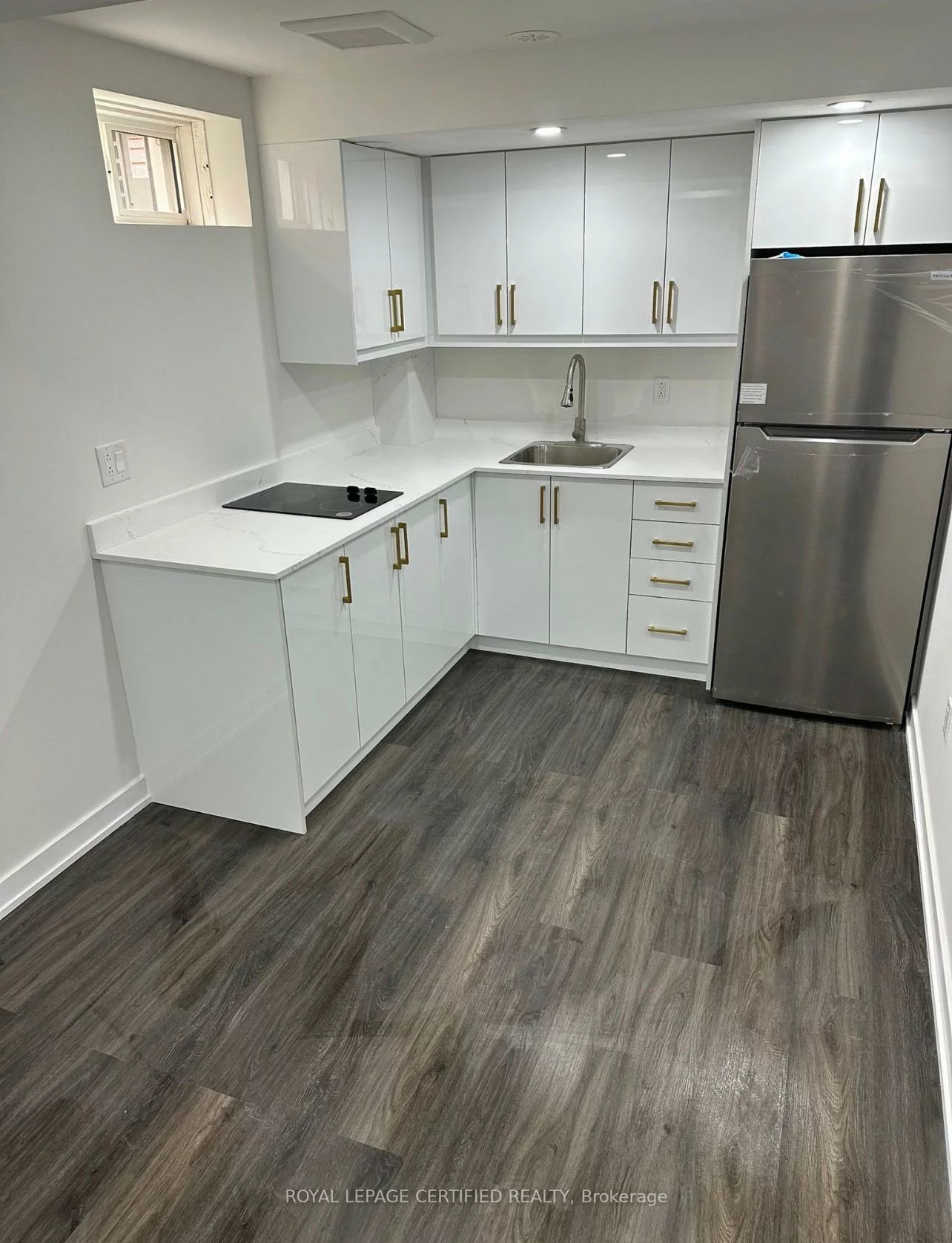 1334, Kobzar, 1012 - NW Northwest, Oakville