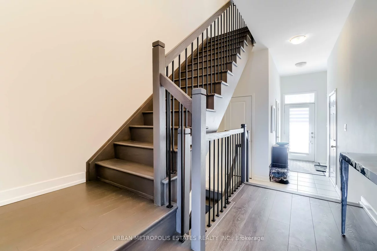 3199, Mintwood, 1008 - GO Glenorchy, Oakville