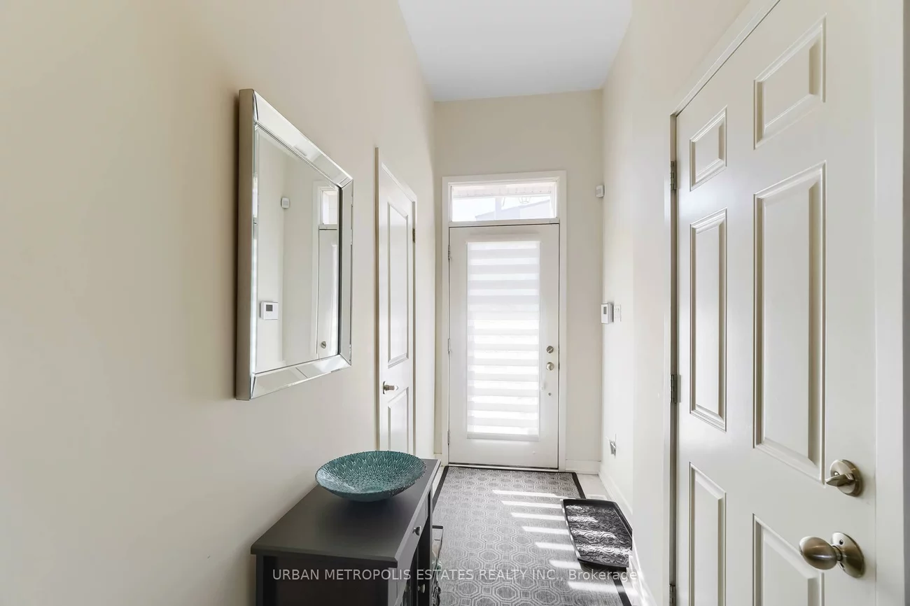 3199, Mintwood, 1008 - GO Glenorchy, Oakville