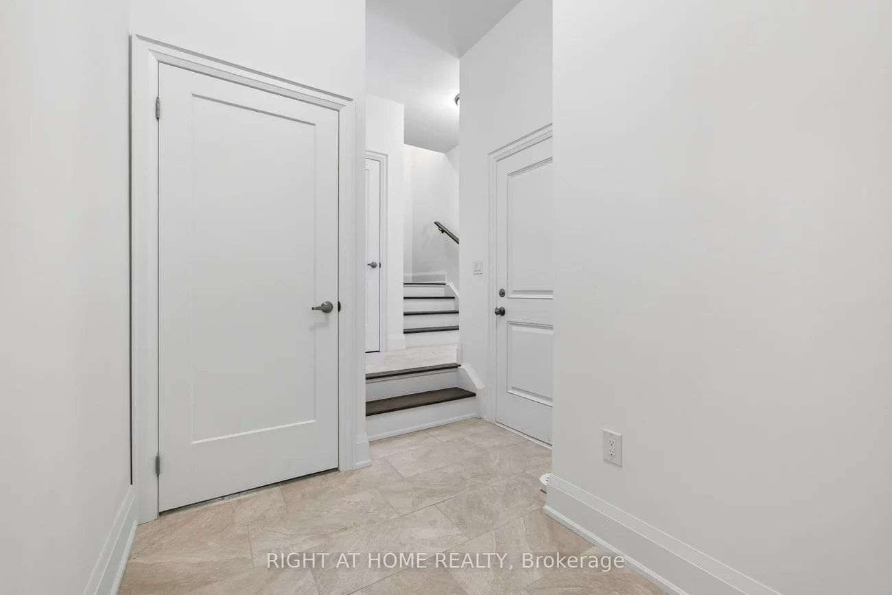 3311, Azam, 1008 - GO Glenorchy, Oakville