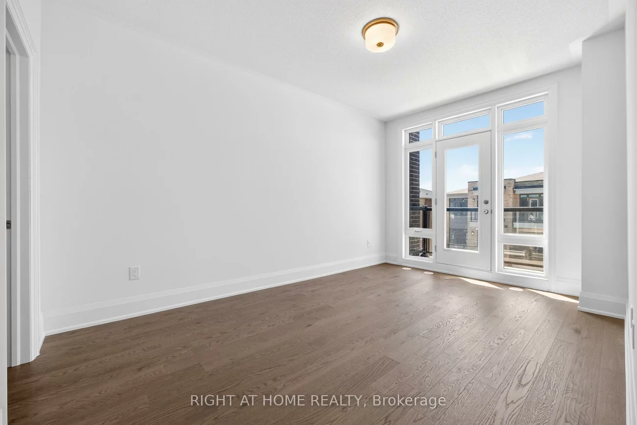 3311, Azam, 1008 - GO Glenorchy, Oakville