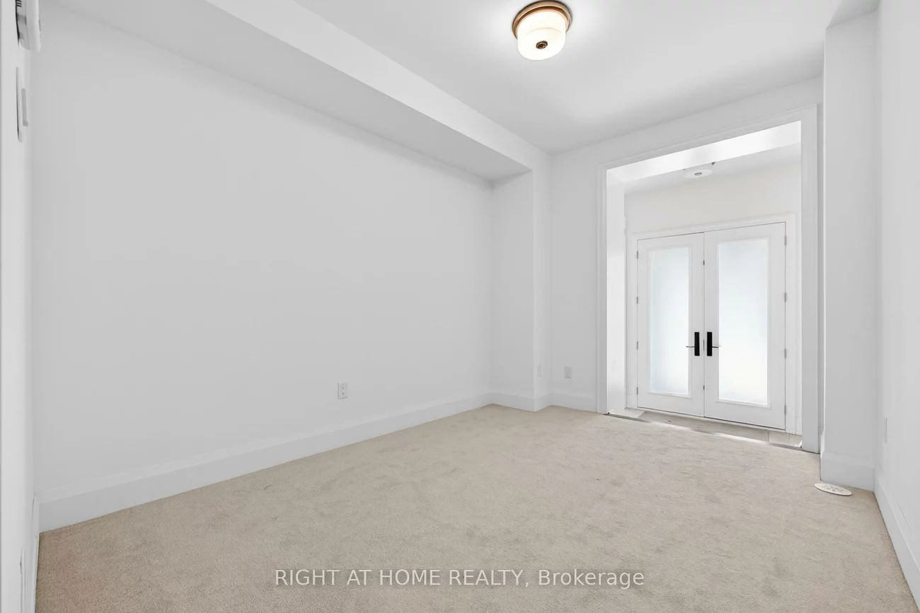 3311, Azam, 1008 - GO Glenorchy, Oakville