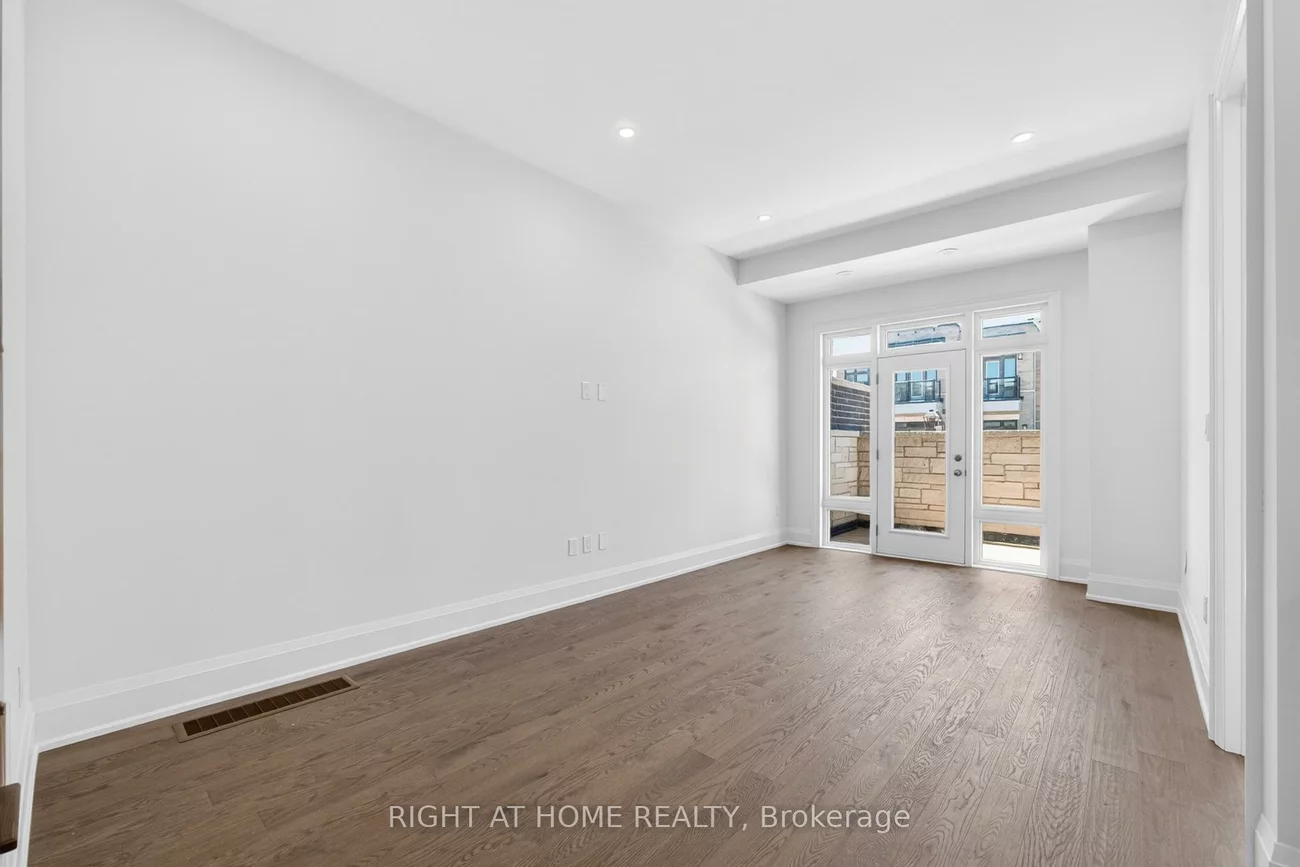 3311, Azam, 1008 - GO Glenorchy, Oakville