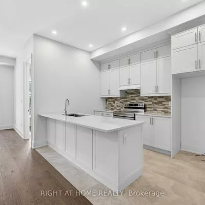 3311, Azam, 1008 - GO Glenorchy, Oakville